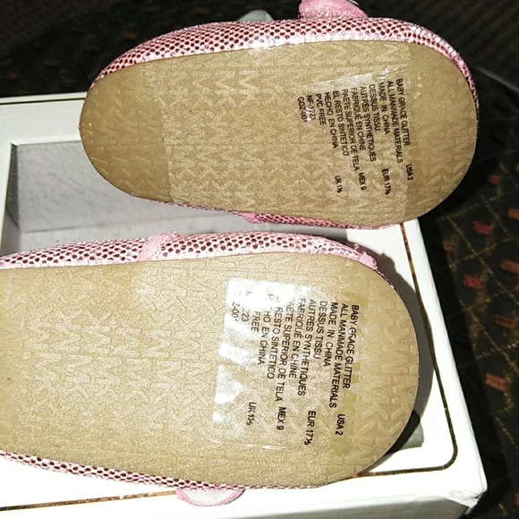 Michael kors baby shoes - Picture 4 of 8